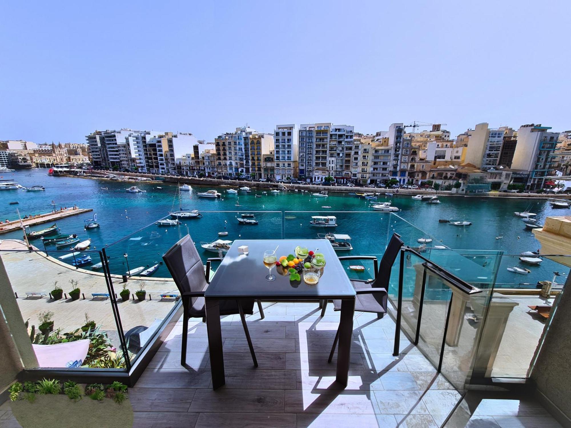 Supreme Seafront Apt With Balcony In St.Julian'S Saint Julian's Exterior photo